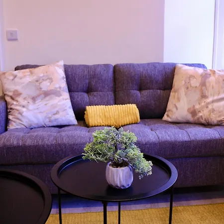 Spires Entire Apartamento Dublin