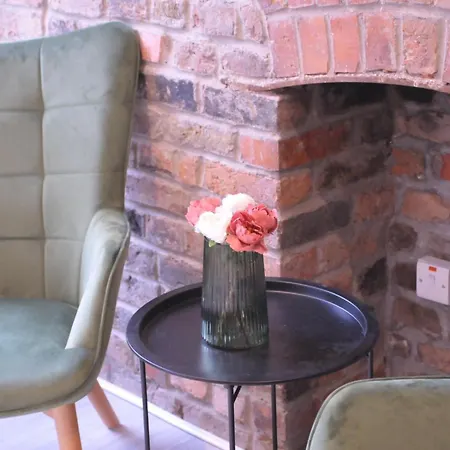 Apartment Spires Entire Dublin
